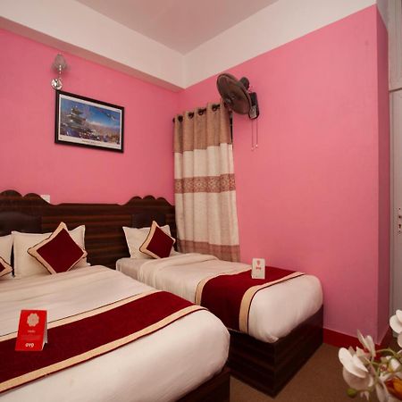 Oyo 195 Global Hotel And Resort Katmandou Extérieur photo