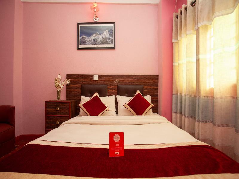 Oyo 195 Global Hotel And Resort Katmandou Extérieur photo